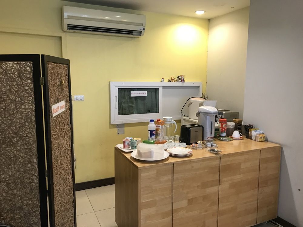 어반 하우스 호텔 방콕 외부 사진
